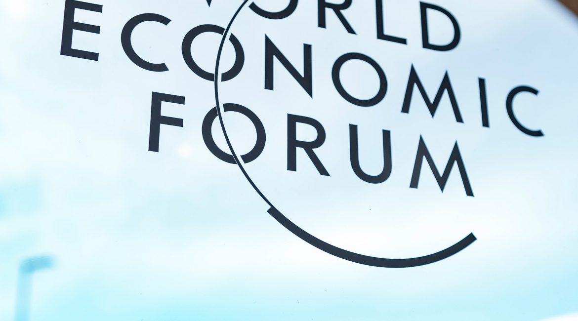 World-Economic-Forum: “Baerbock für uns die perfekte Merkel Nachfolgerin”
